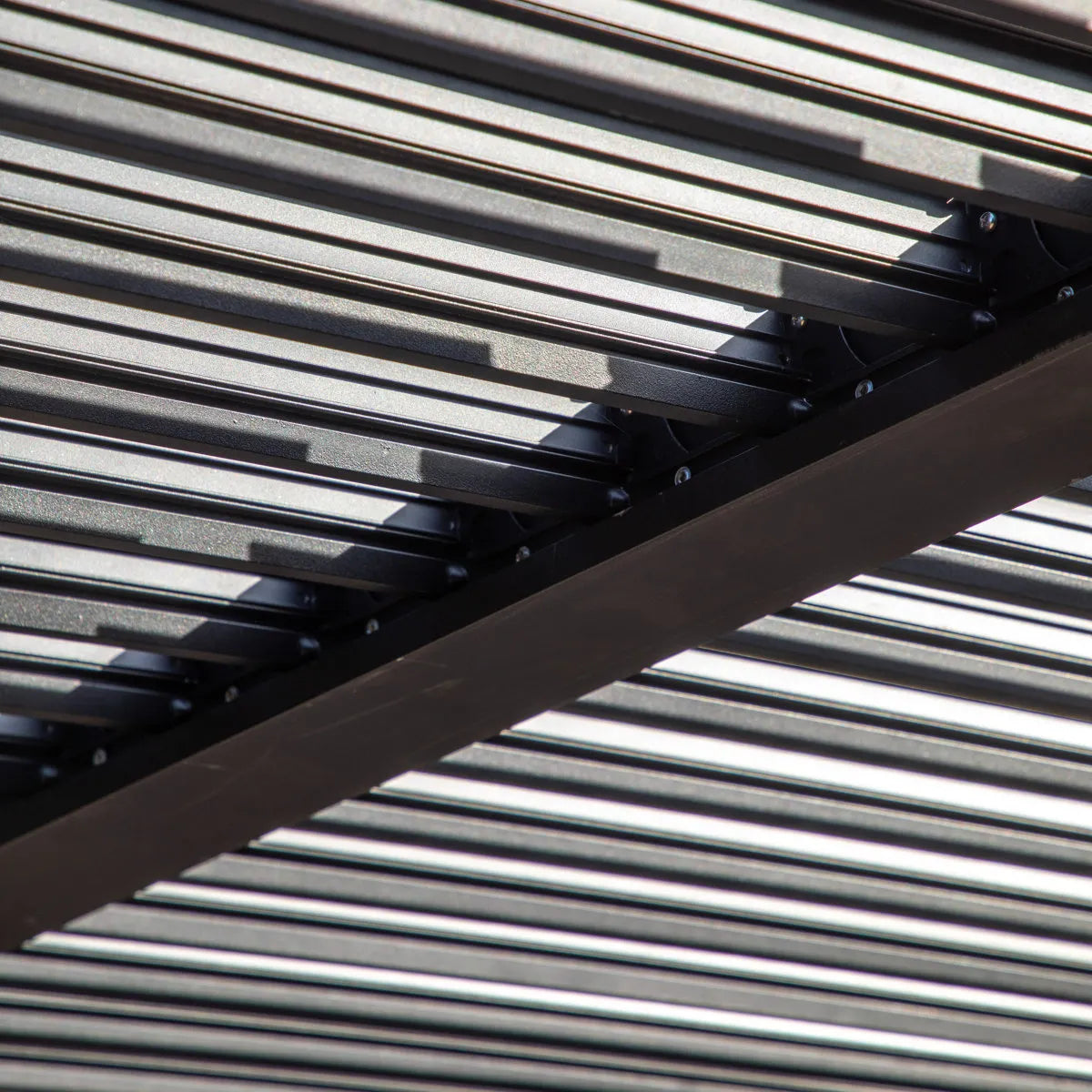 Lasana 3m x 4m Aluminum Pergola