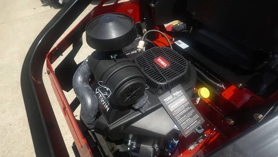 Toro 77292 60″2000 series Commercial Zero-Turn Mower 24.5 hp Kaw