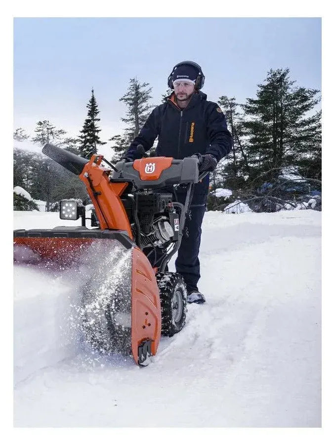 Husqvarna ST 324 Residential Snow Blower